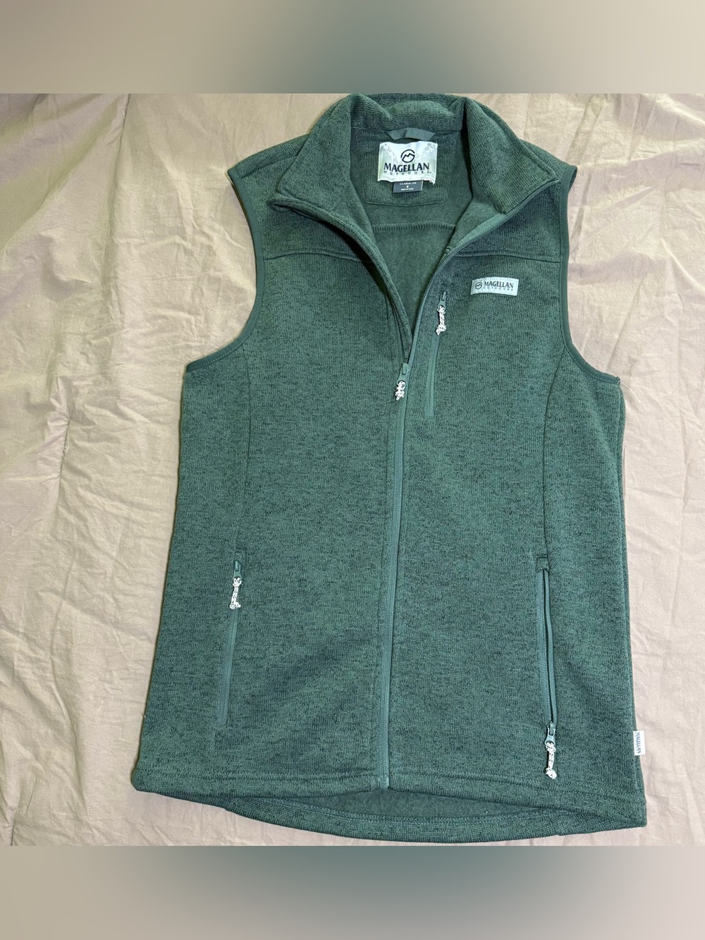 Magellan Outdoors Women’s Forest Green Fleece Vest Small